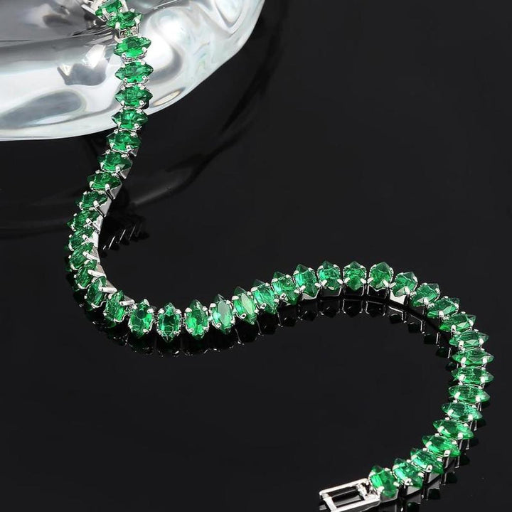 Armband mit Smaragdsteinen