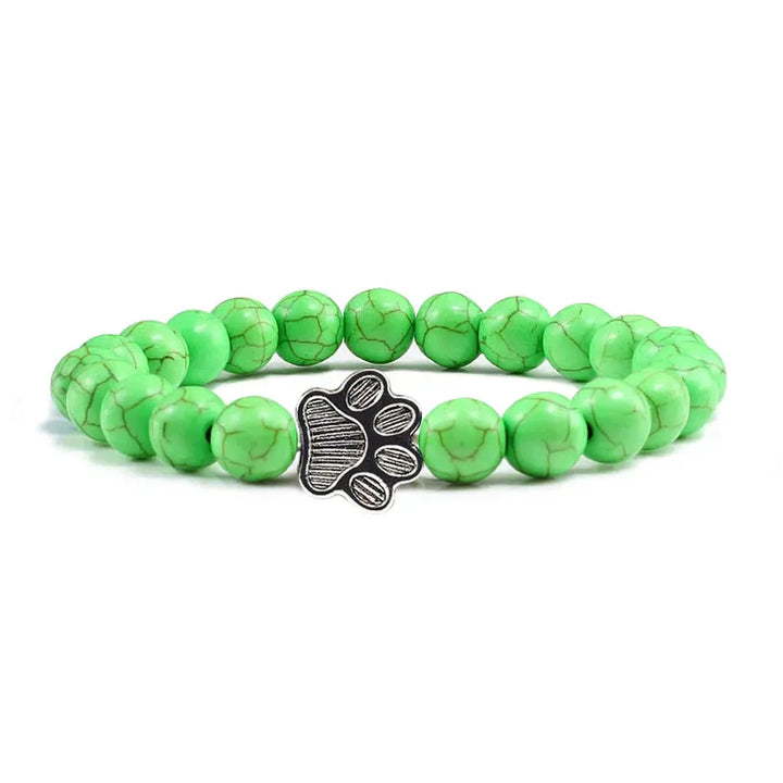 Armband mit pfotenförmigen Perlen aus Naturstein