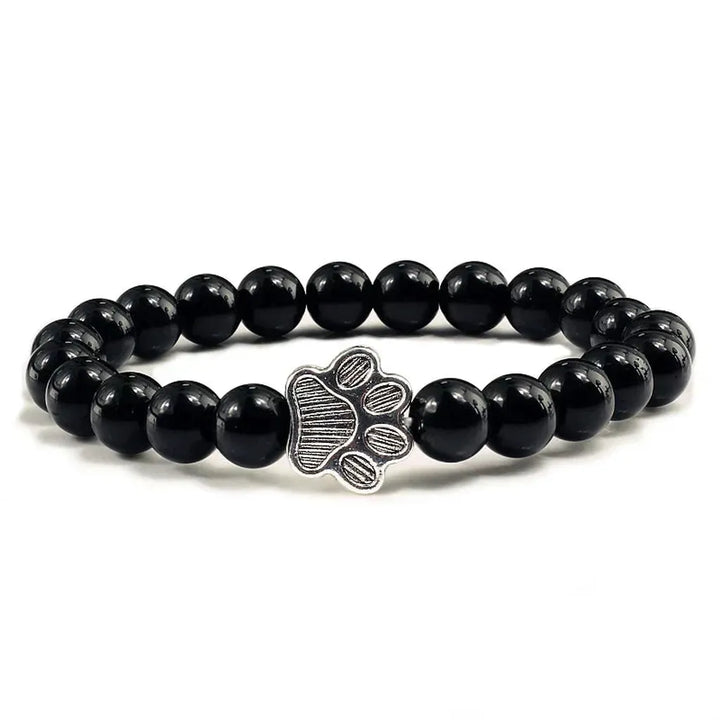 Armband mit pfotenförmigen Perlen aus Naturstein