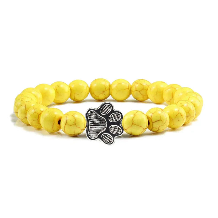 Armband mit pfotenförmigen Perlen aus Naturstein