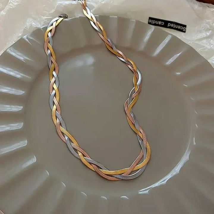 Elegante Halskette in Gold und Weissgold
