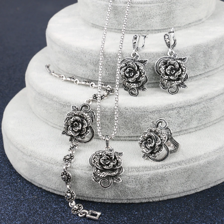 Elegantes Set in Weissgold mit Brillanten