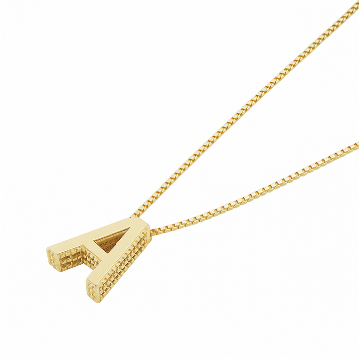Halskette mit Initiale in Gold