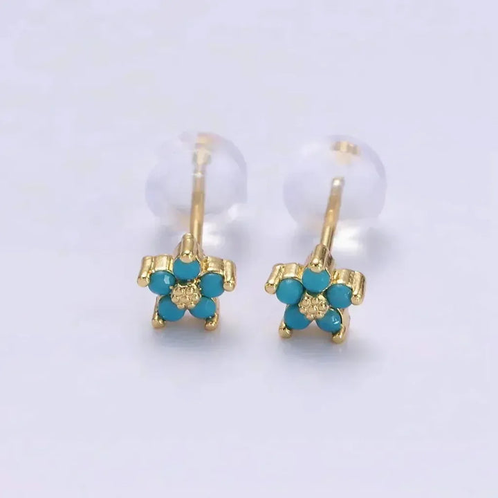 Ohrstecker mit zartem Blumenmotiv