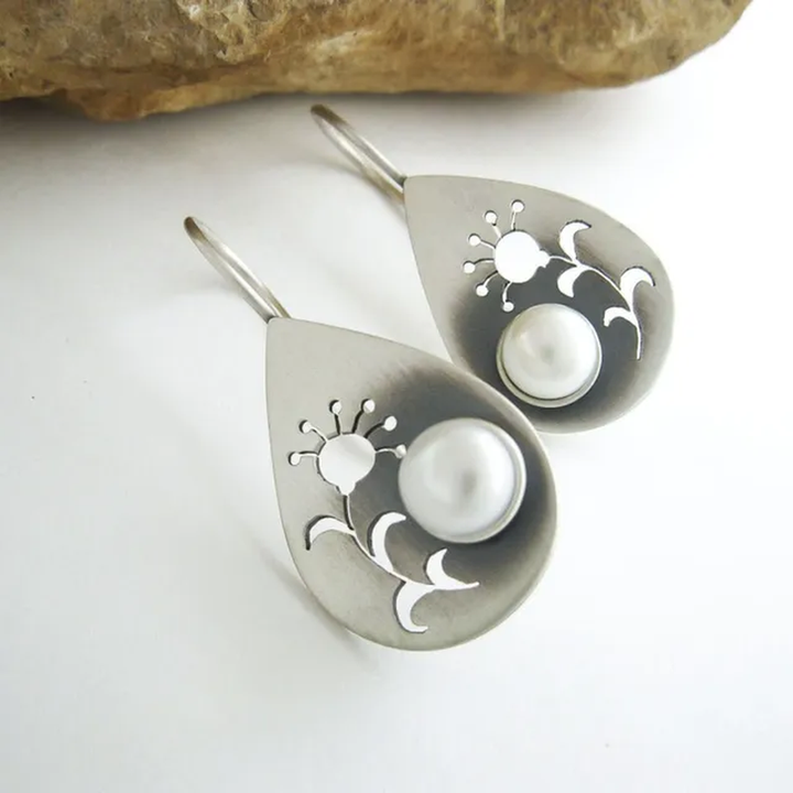 Retro-Hänge-Ohrringe mit Blume und Gänseblümchen