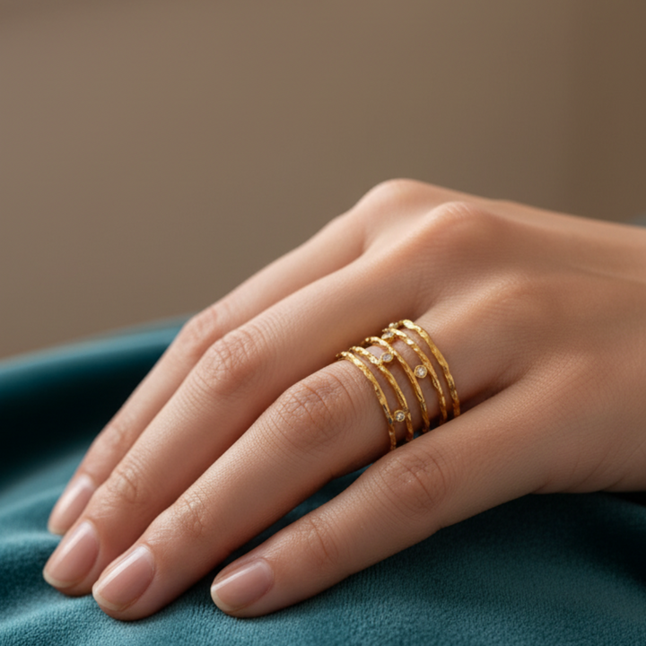 Ring goldene Krone mit Glanz
