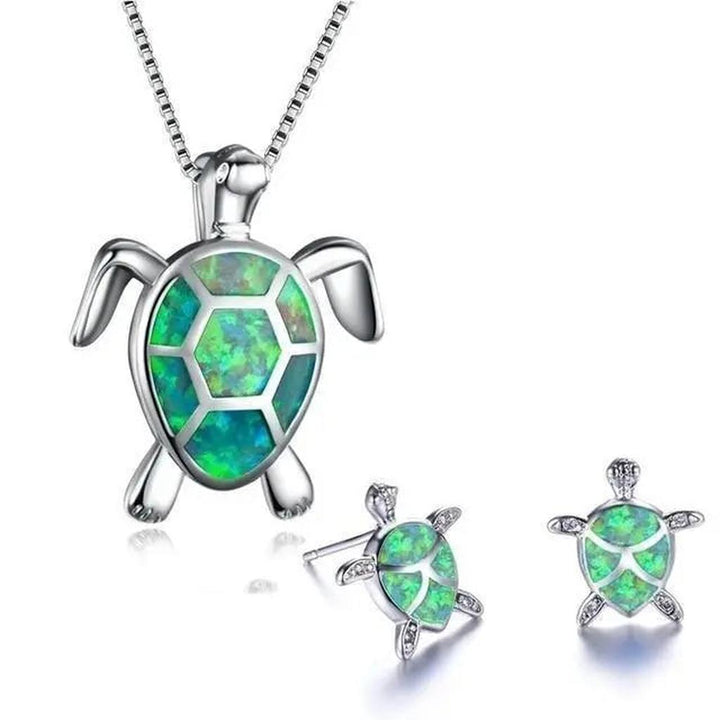 Set: Halskette und Ohrringe mit Meeresschildkröte in Opal und Weissgold