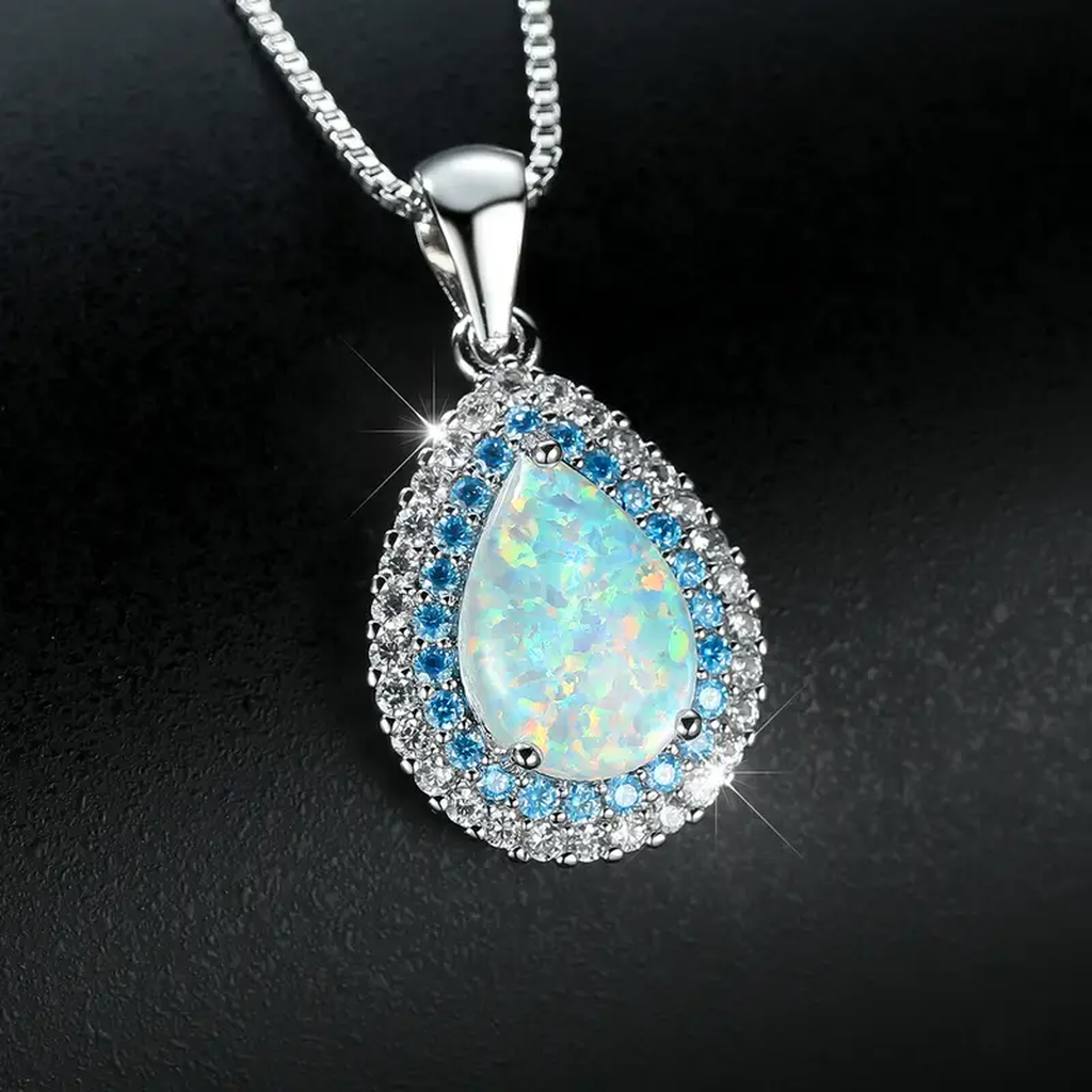Tropfen Halskette aus leuchtendem blauen Opal
