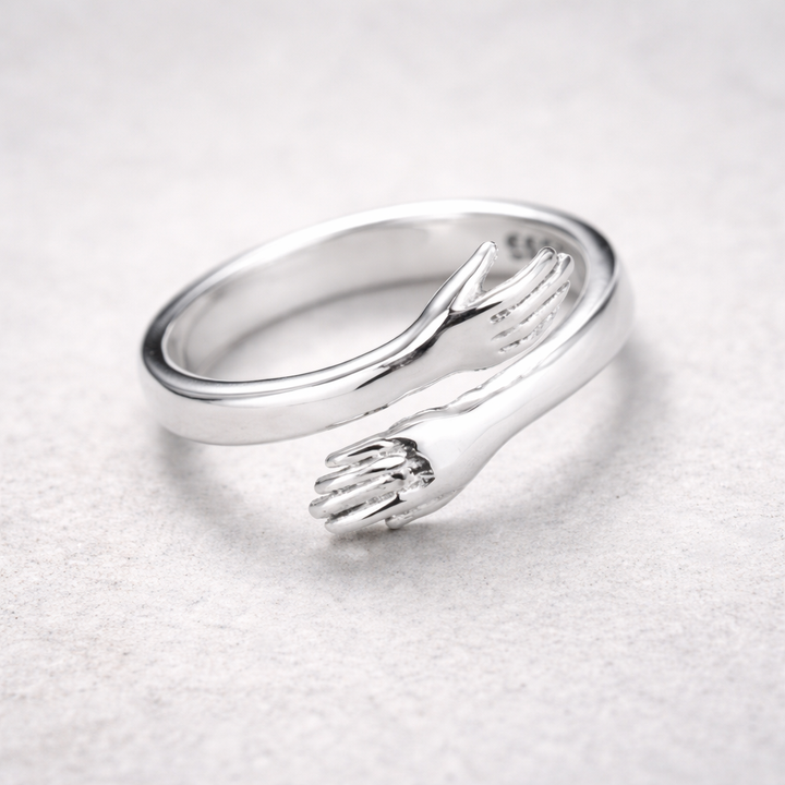 Verstellbarer Ring im Umarmungsstil in Weissgold