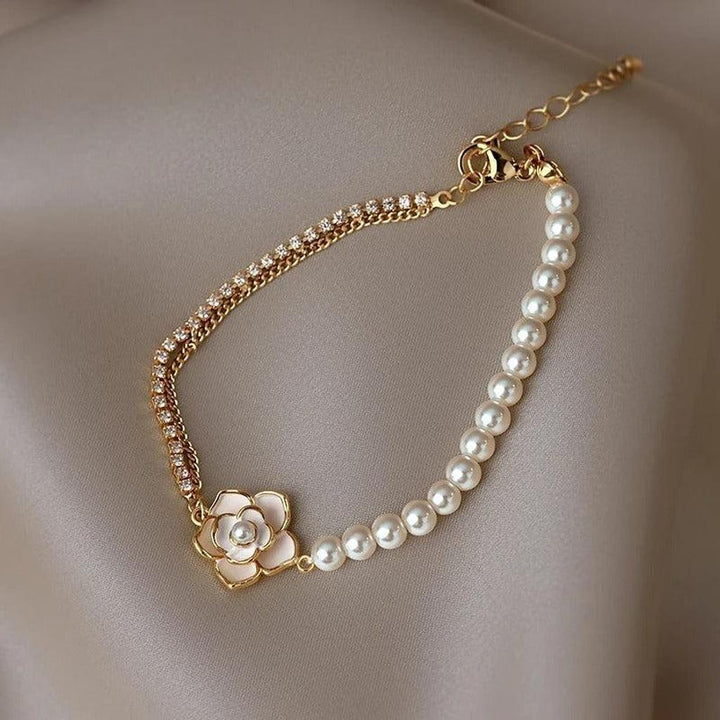 Viktorianisches Armband mit Blumen, Gänseblümchen und Gold