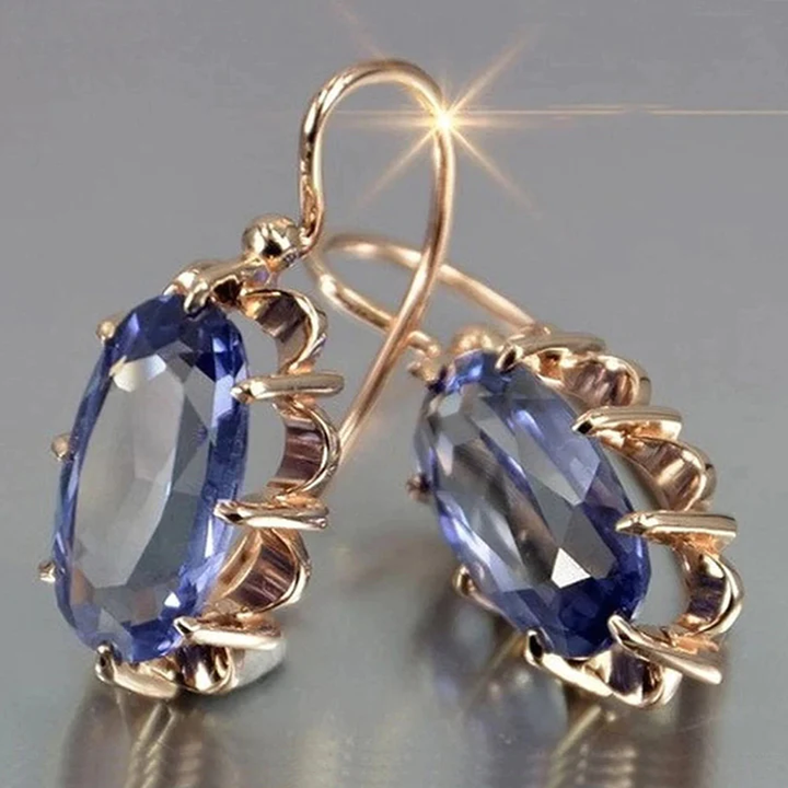 Vintage-Ohrringe mit blauen Brillanten
