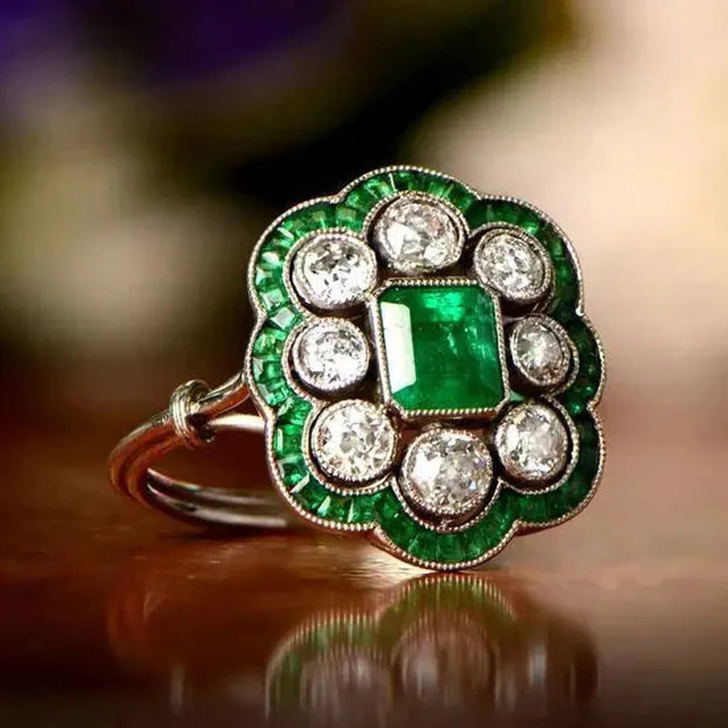 Vintage-Ring mit Smaragd