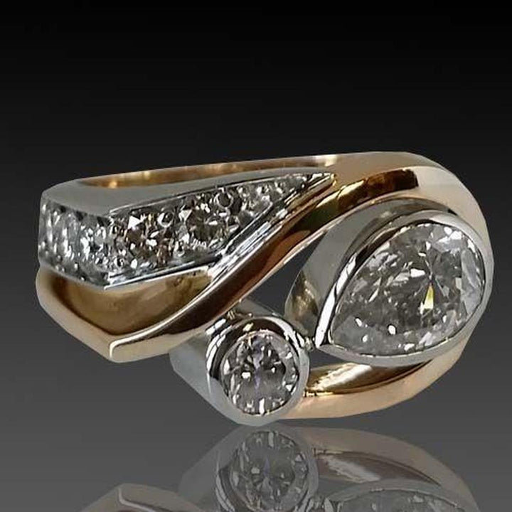 Vintage-Ring unregelmässig in Gold und Weissgold mit Brillanten